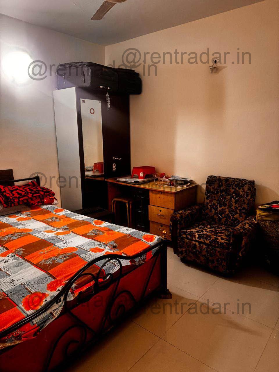 Private Room in 2bhk at Pune, MH