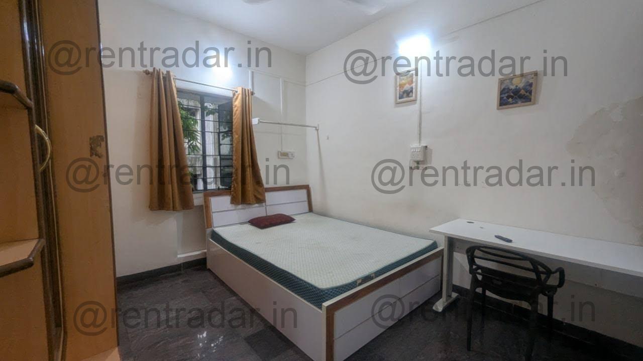 Room in 4 Bhk at Kothrud Stand Square