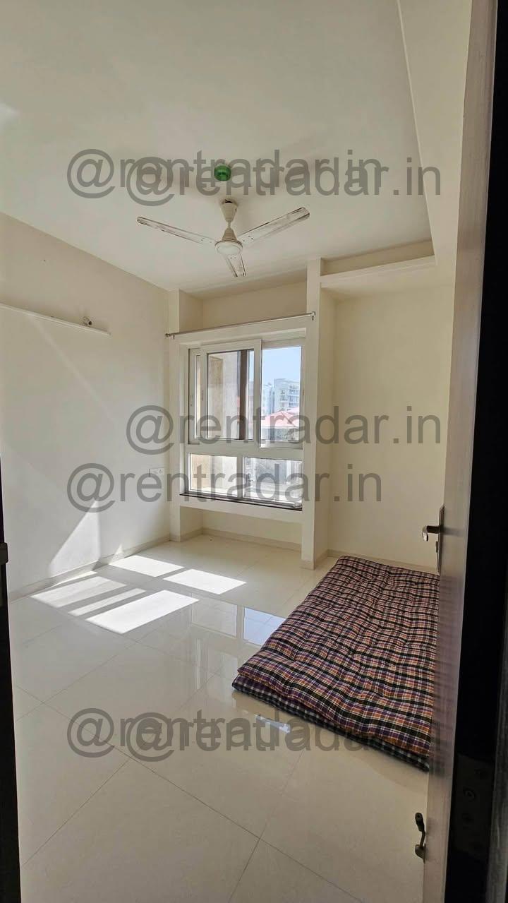 Room in 2bhk at Kharadi (nyati Elysia)