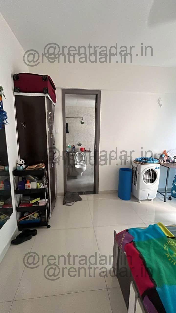 Room in 3 Bhk at Hinjewadi