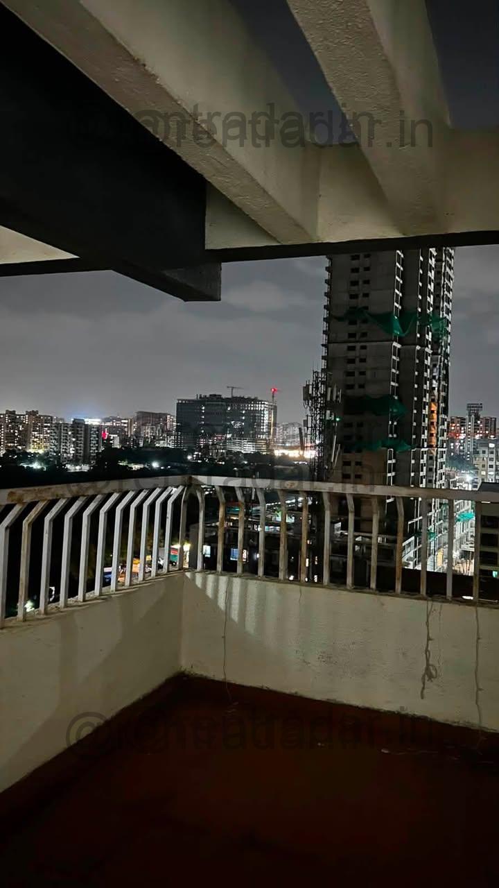 Room in 3 Bhk at Sus Road (yashwin Anand Society)