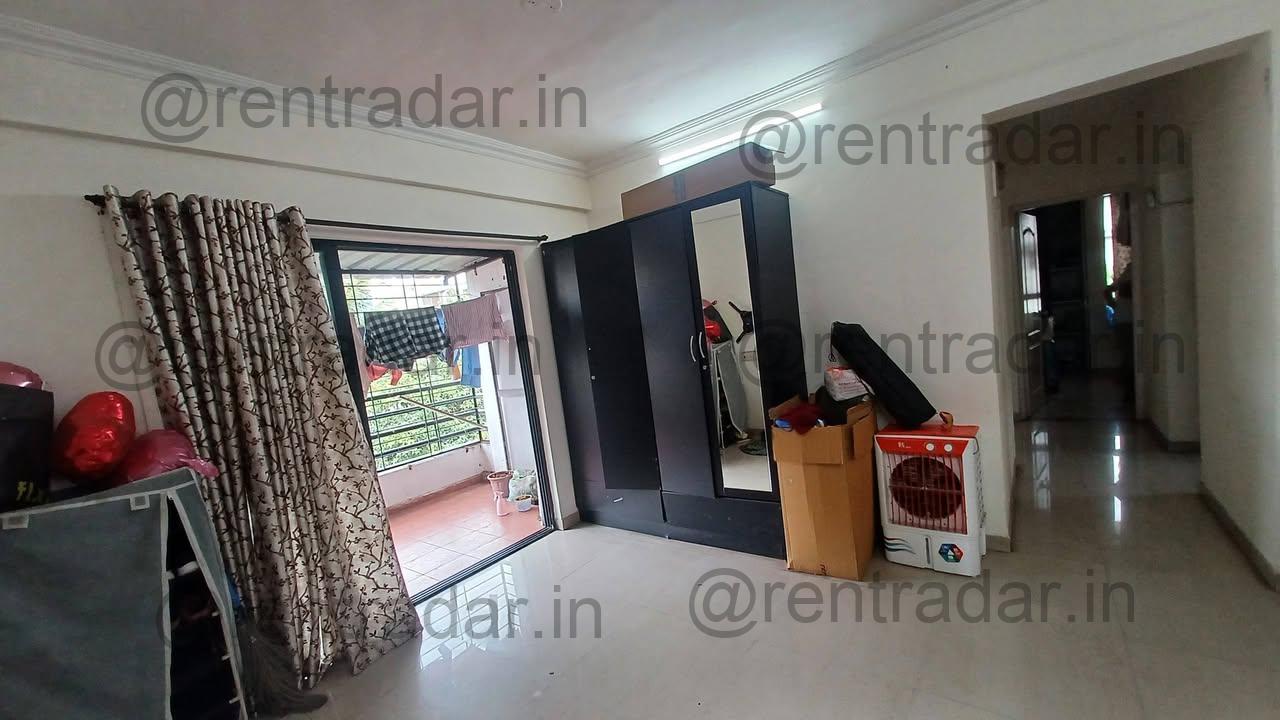 Room in 2bhk at Viman Nagar