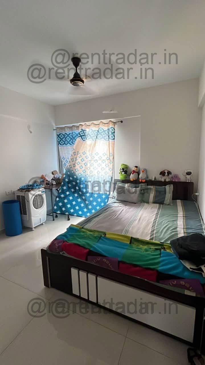 Room in 3 Bhk at Hinjewadi