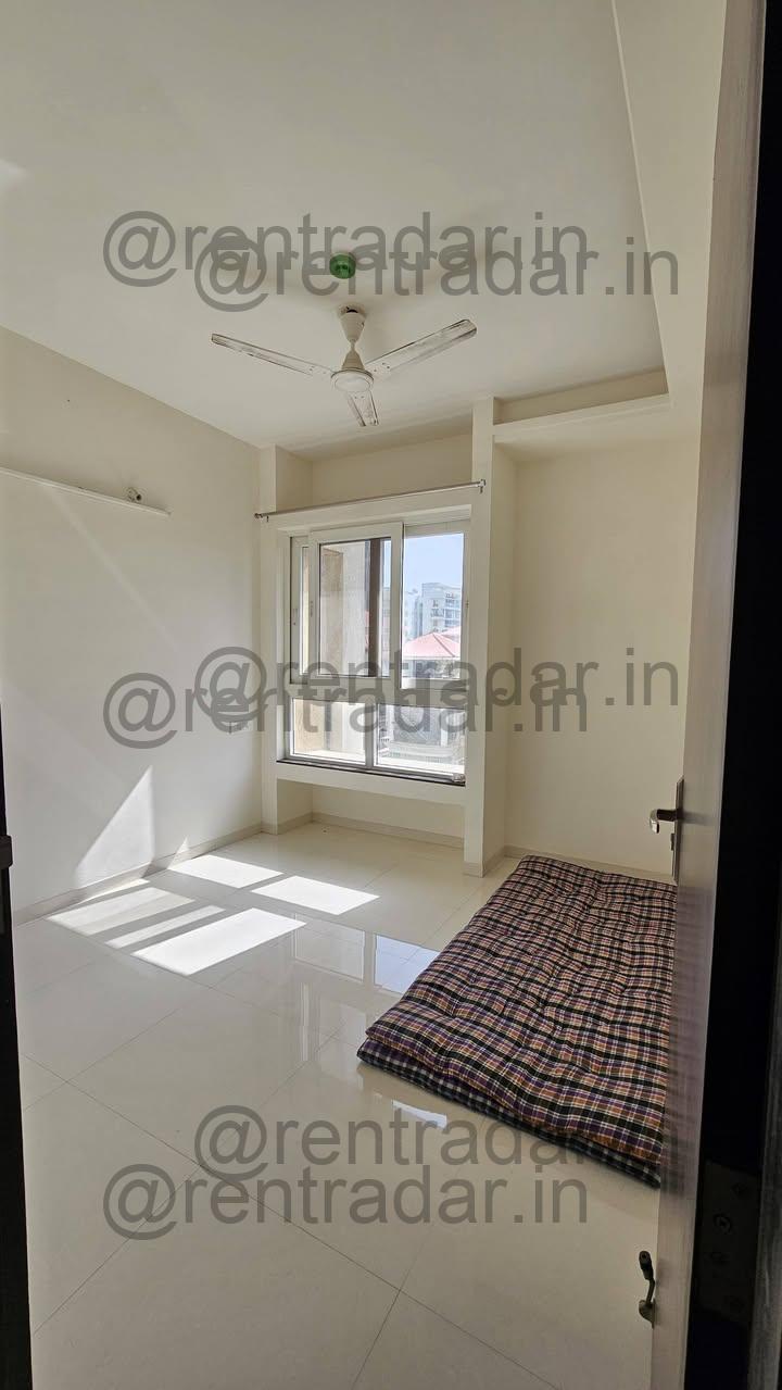 Room in 2bhk at Kharadi (nyati Elysia)