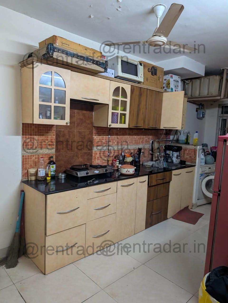 Room in 4bhk at Viman Nagar (konark Campus)