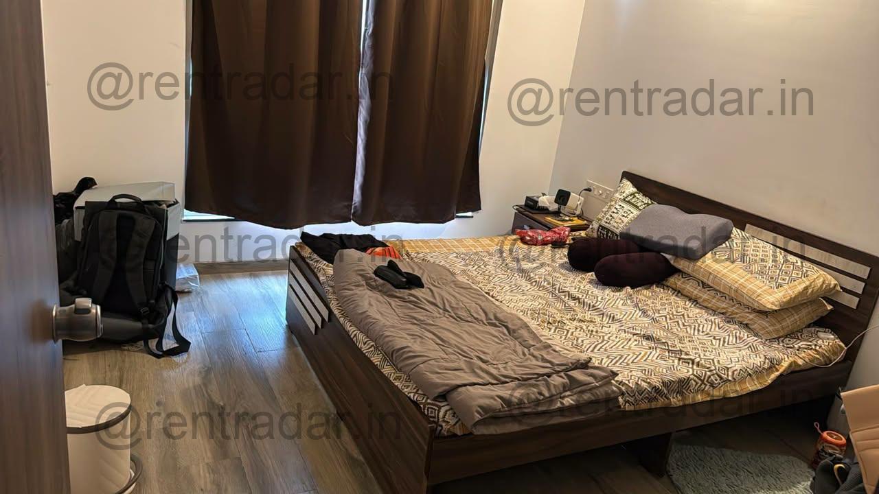 Room in 2bhk at Kharadi (ganga Serio)