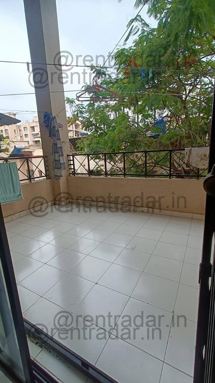 Room in 2 Bhk at Viman Nagar