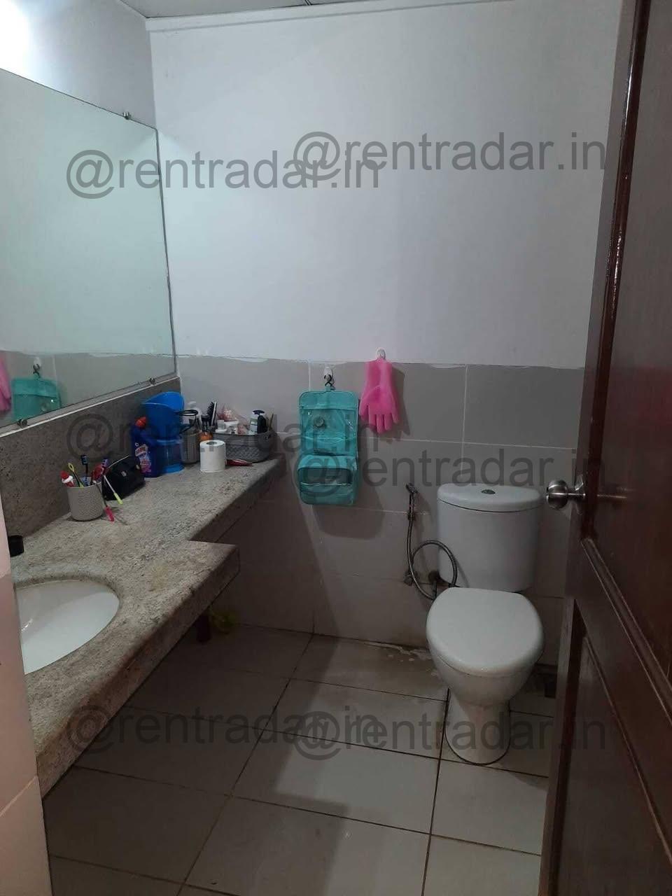 Private Room in 3bhk at Kharadi (marvel Zephyr)