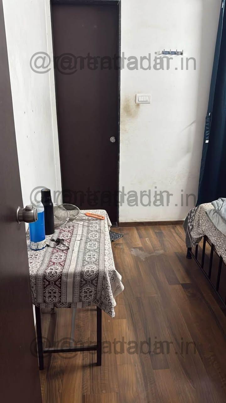 Room in 2 Bhk at Mahalunge (saarrthi Skybay)