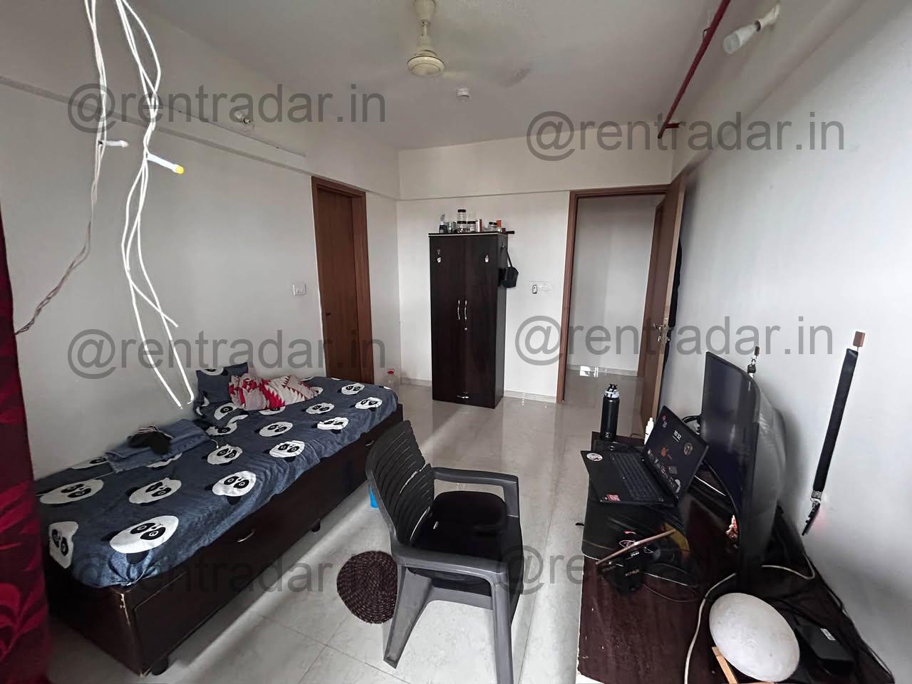 Room Available at Kharadi
