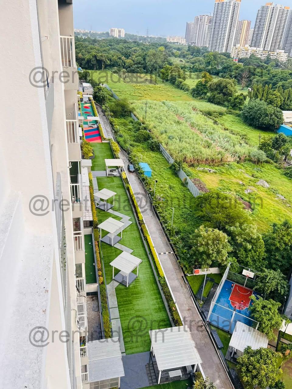 Room in 2 Bhk at Mundhwa (hermosa Casa)