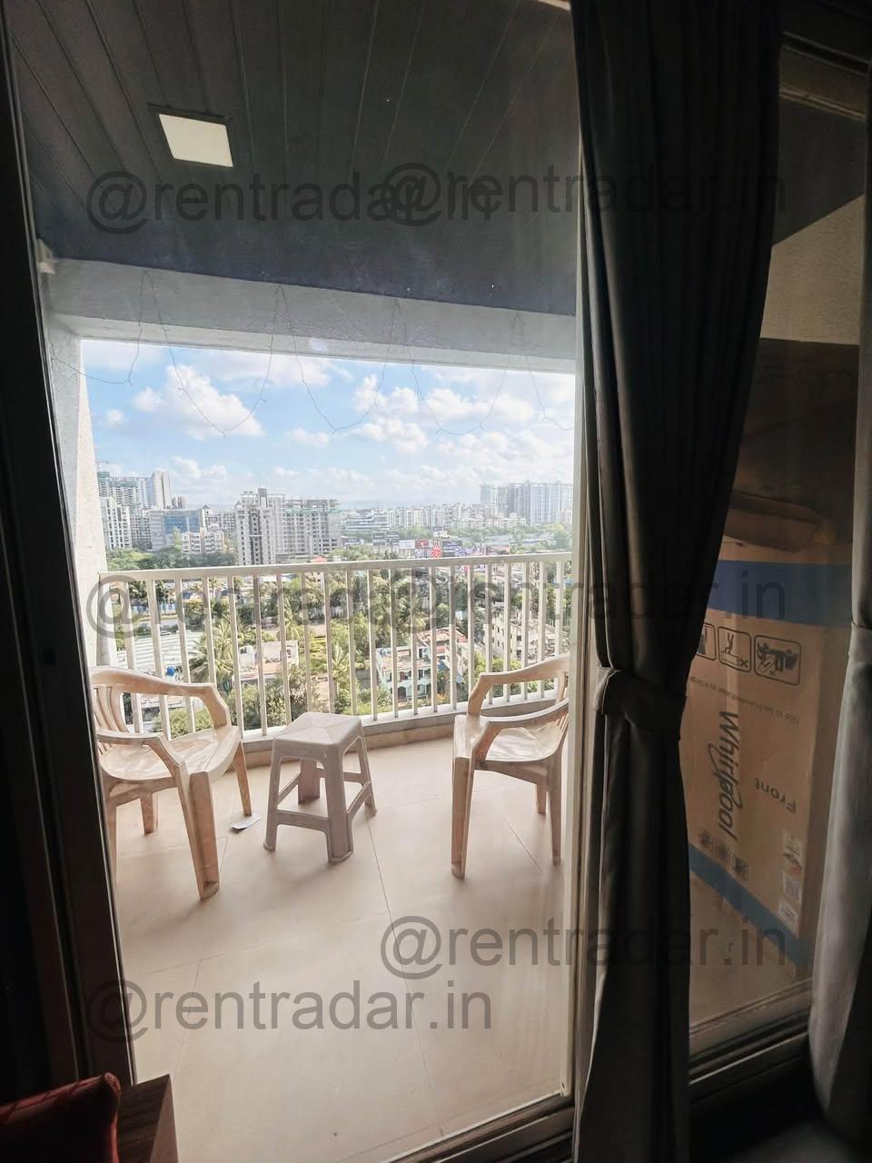 Room in 2 Bhk at Mundhwa (hermosa Casa)