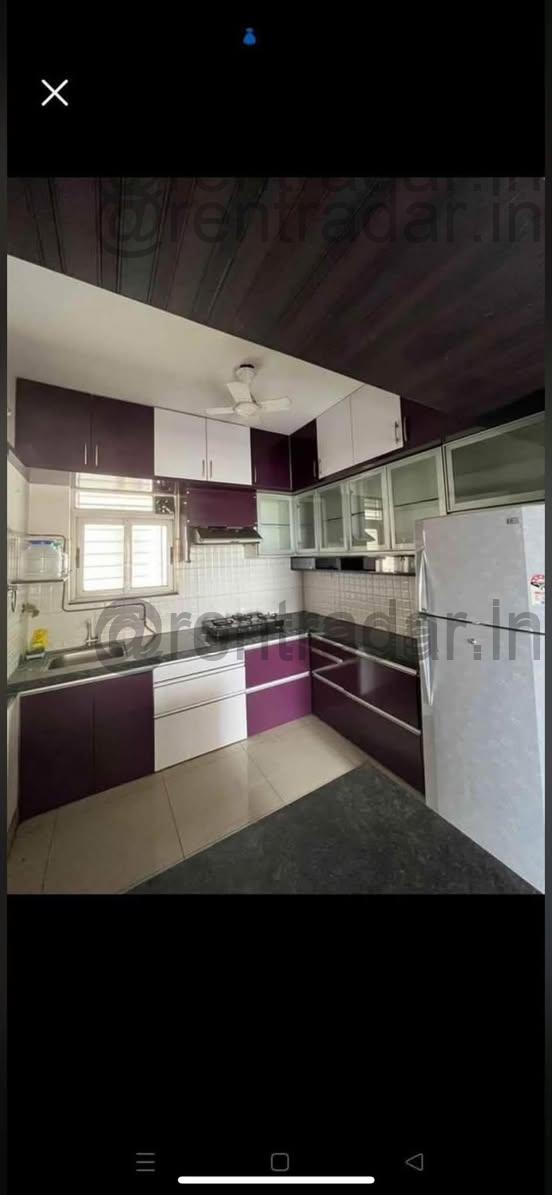 Room in 3 Bhk at Amanora Victory Towers (amanora Victory Towers)