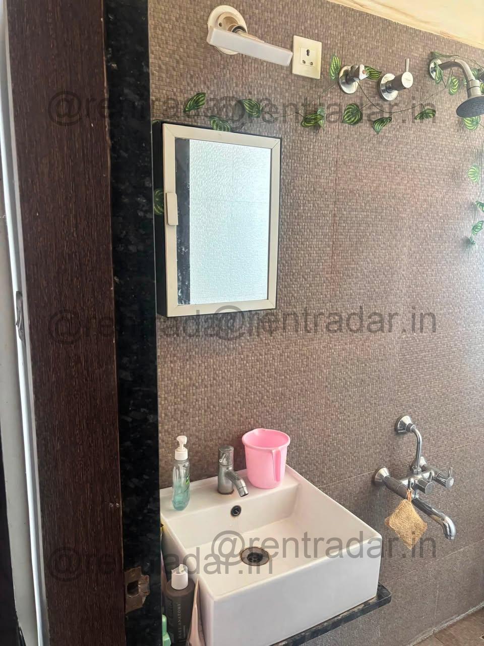 Room in 2bhk at Hadapsar