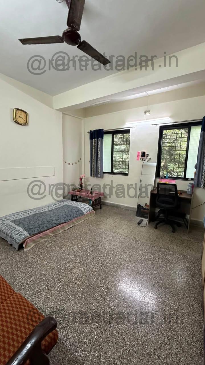Room in 1bhk at Mayur Colony