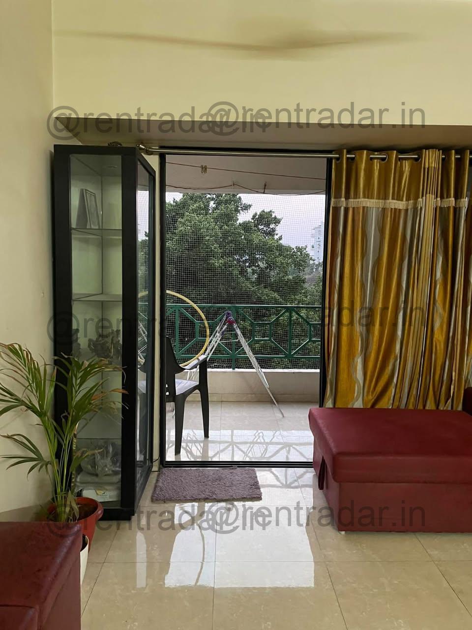Room Available at Koregaon Park (clover Park View Society)