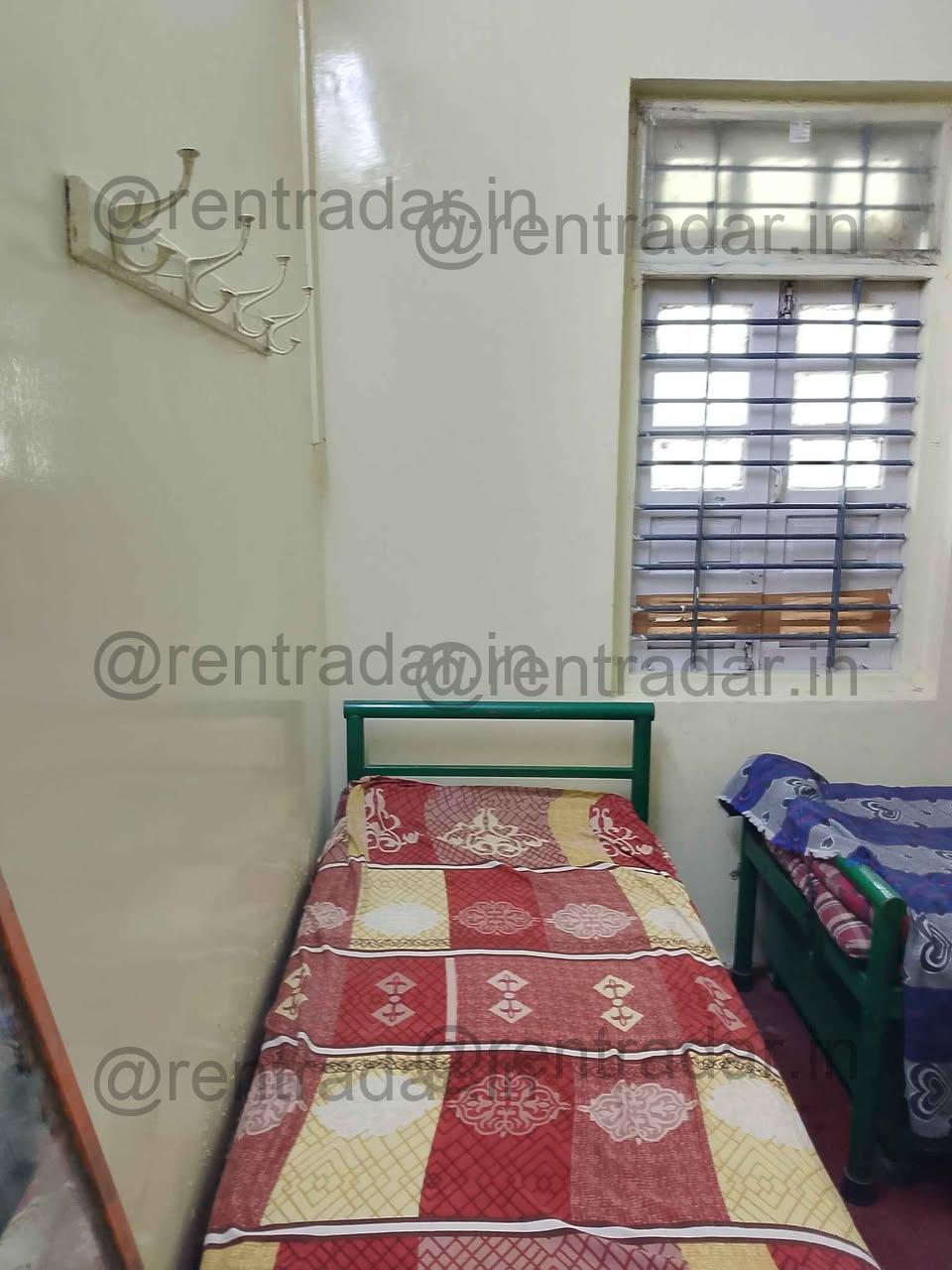 Room Available at Tilak Road