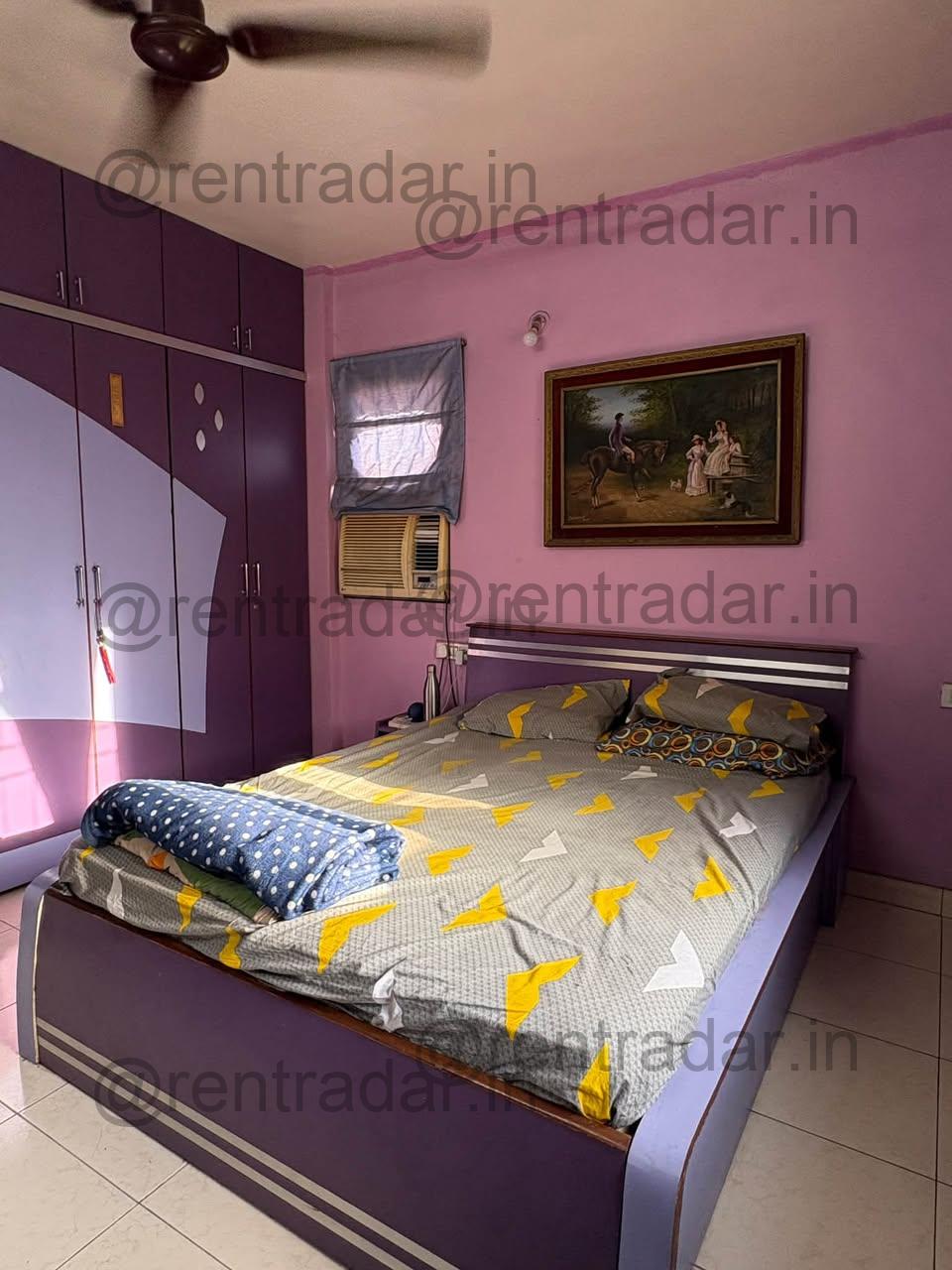 Room Available at Magarpatta (daffodils Society)