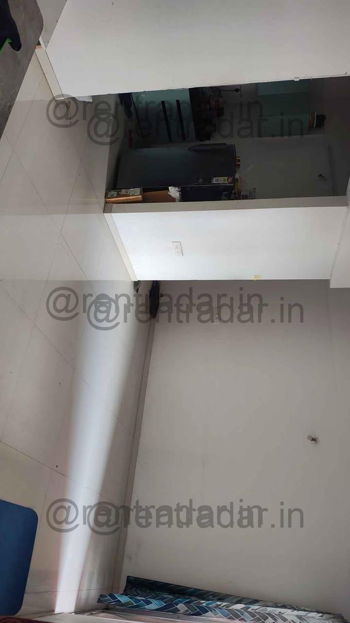 Room in 2bhk at Hinjawadi (kohinoor Tinsel Town)