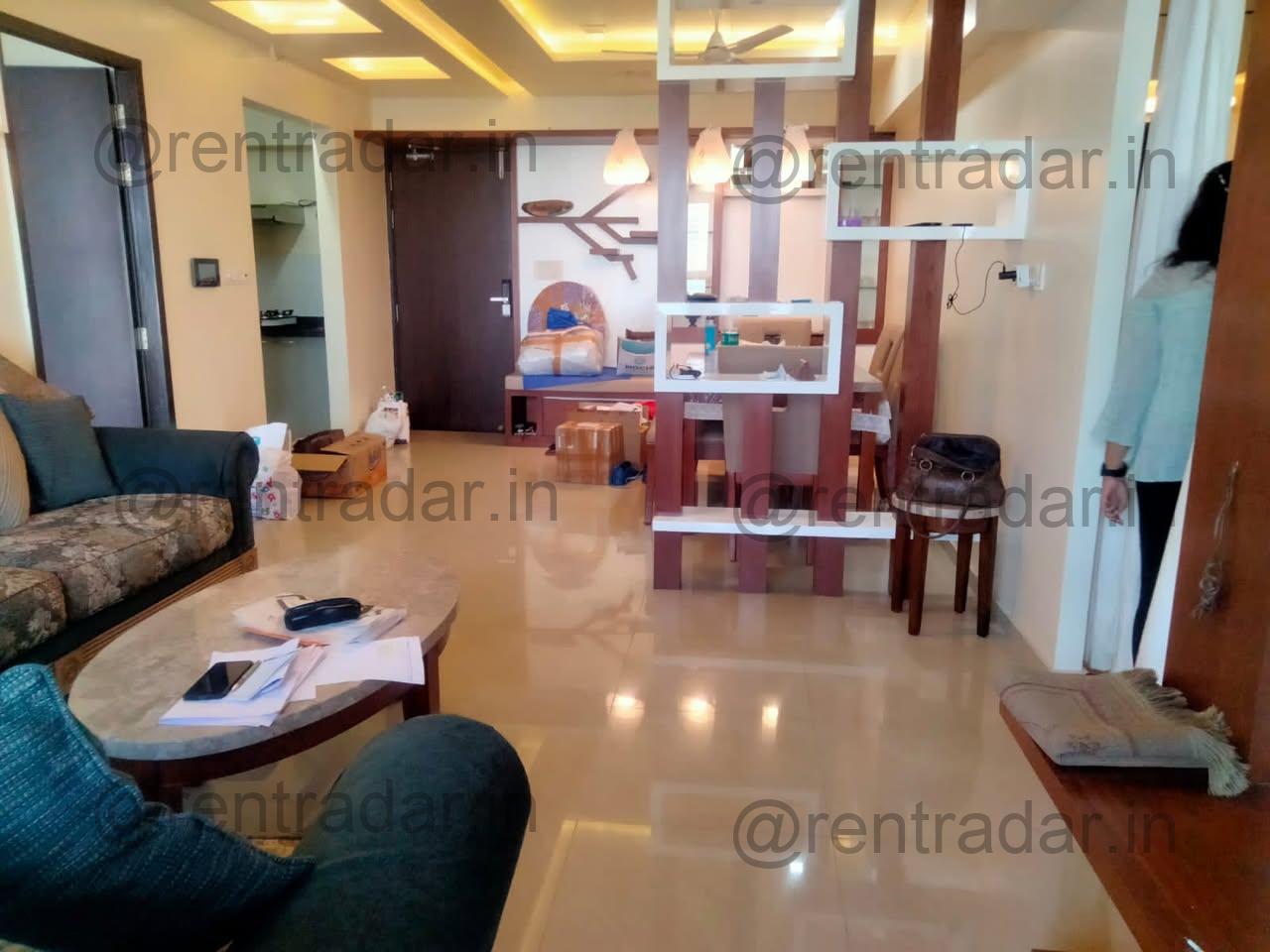 Room in 3 Bhk at Amanora Park Town