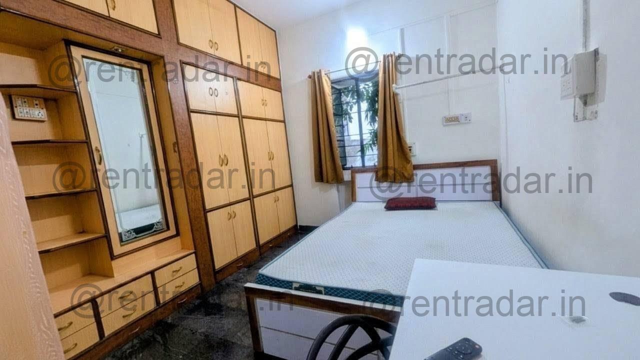 Room in 4 Bhk at Kothrud Stand Square