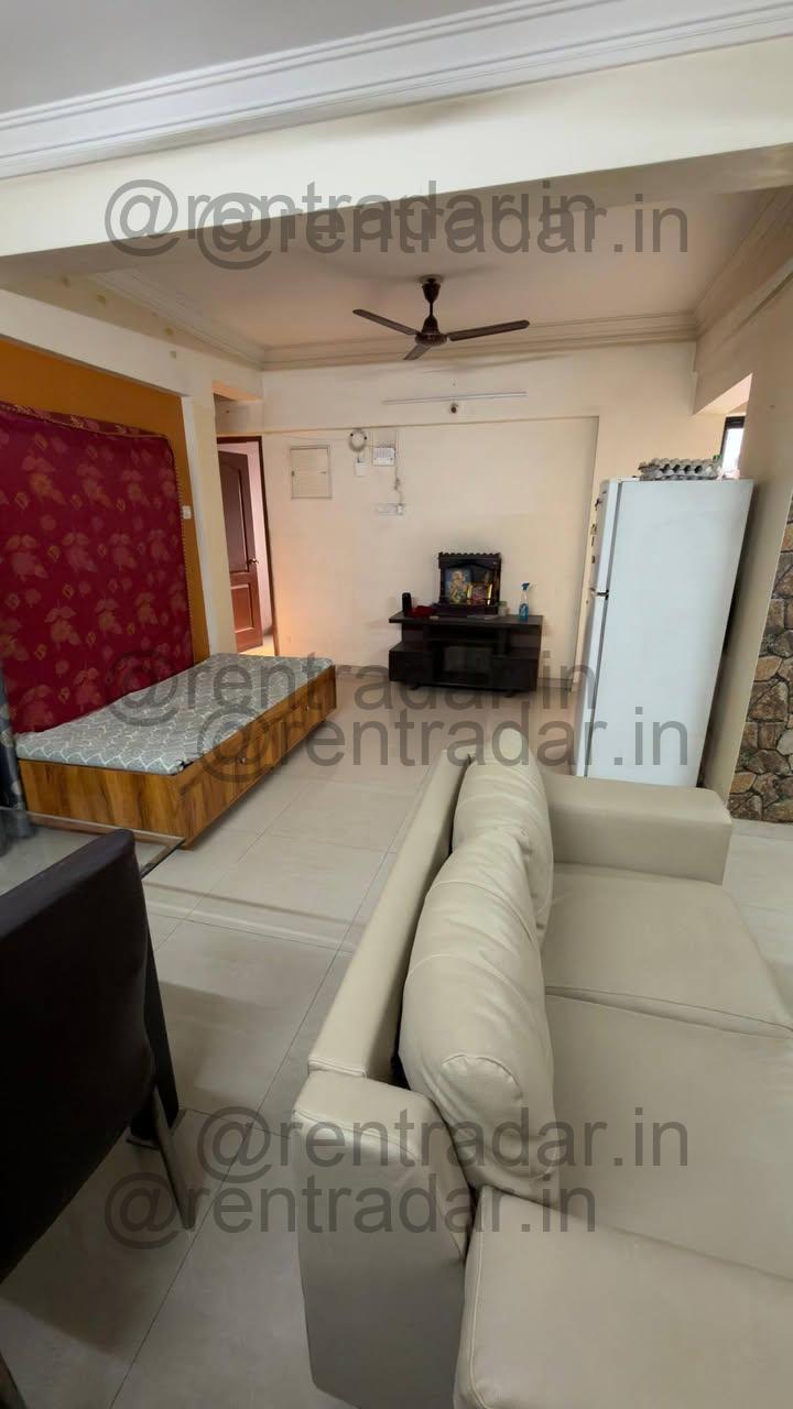 Room in 2 Bhk at Viman Nagar