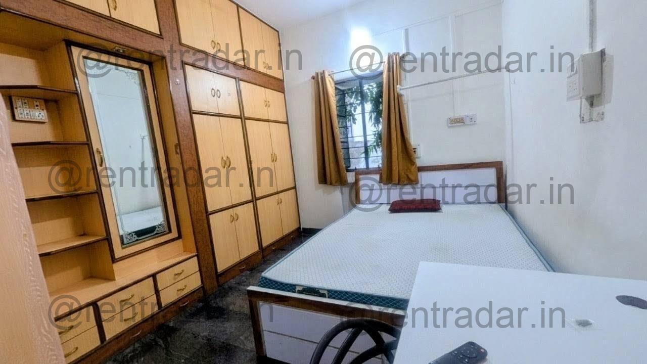 Room in 4 Bhk at Kothrud