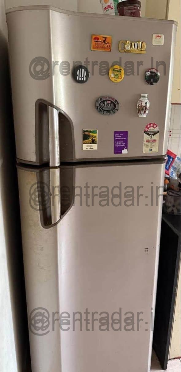 Room in 2bhk at Shastrinagar, Yerawada (hermes Heritage Phase 2)