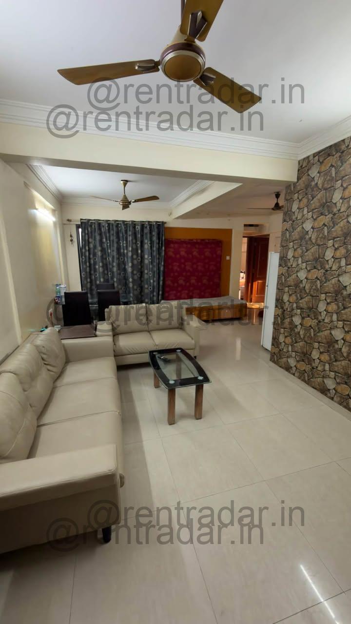 Room in 2 Bhk at Viman Nagar