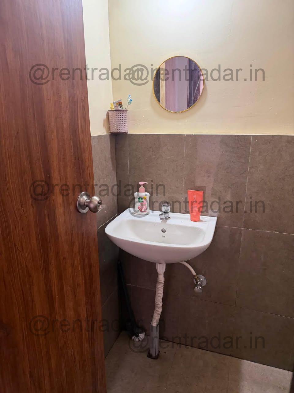 Room Available at Dhanori