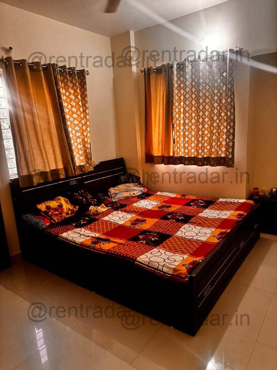 Private Room in 2bhk at Pune, MH