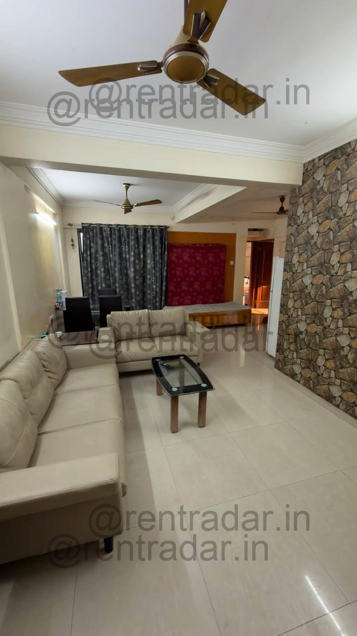 Room in 2 Bhk at Viman Nagar