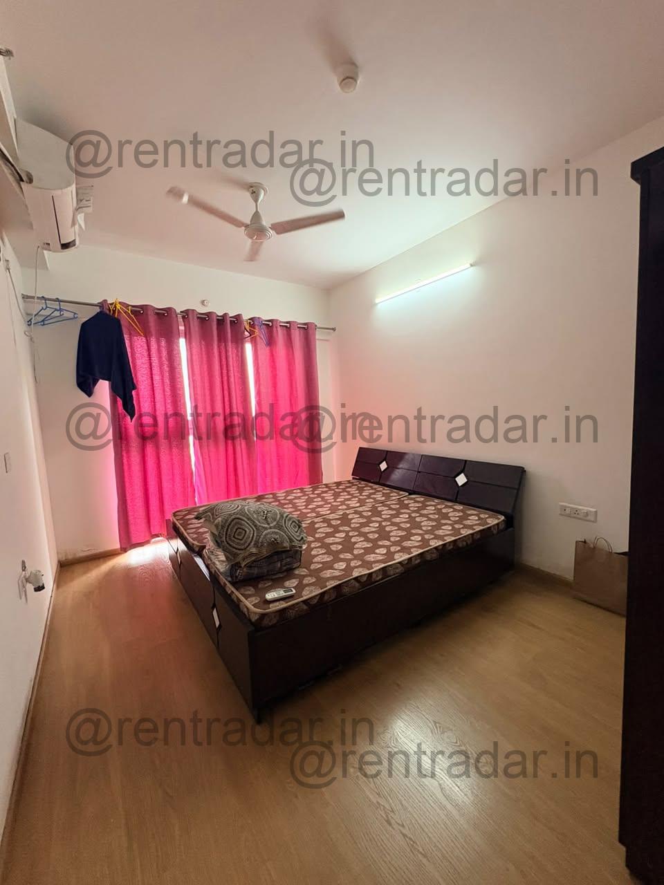 2 Bhk For Rent at Amanora Adreno Tower (amanora Adreno Tower)
