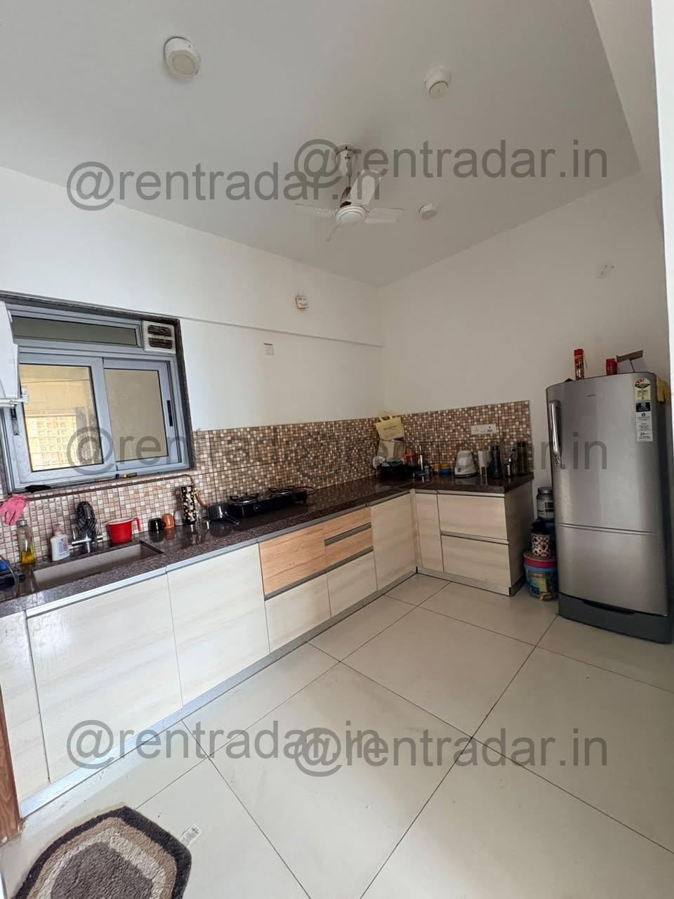 2 Bhk For Rent at Amanora Adreno Tower (amanora Adreno Tower)