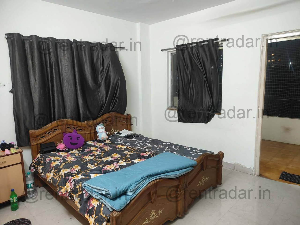 Room Available at Wakad