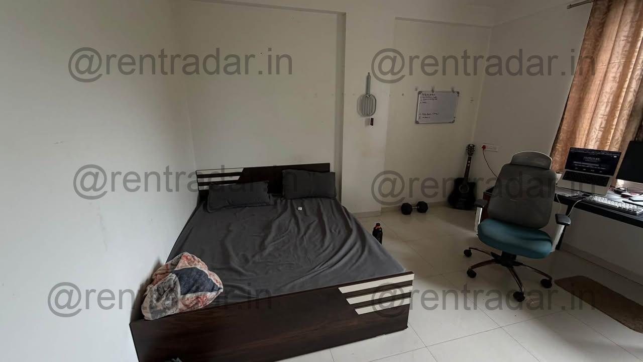 Private Room in 2bhk at Balewadi