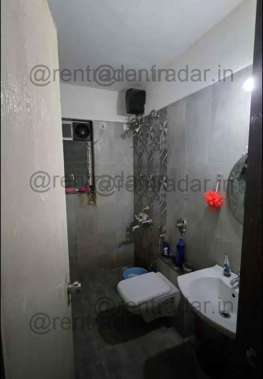Room Available at Wakad