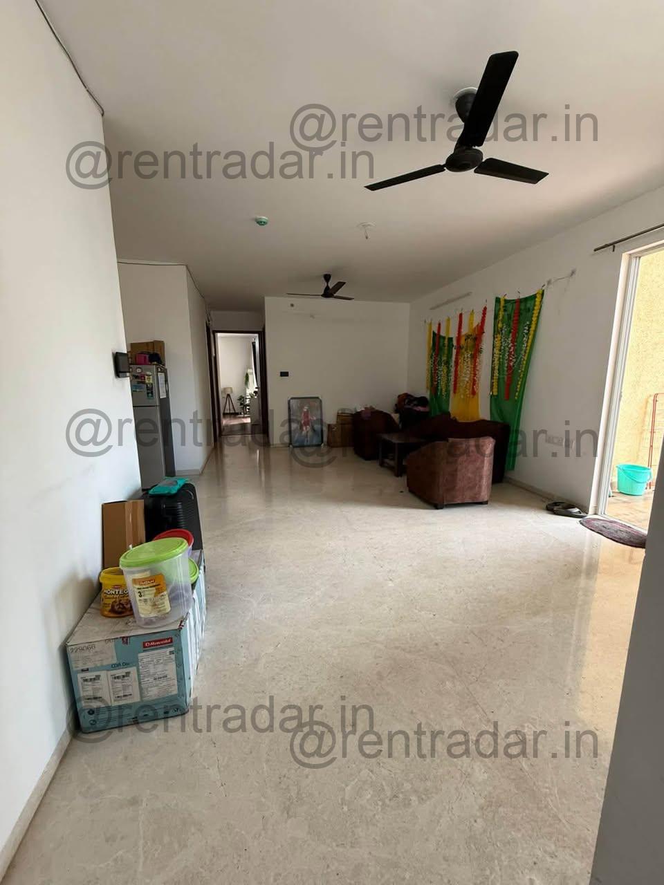 Room Available at Kharadi (ganga Platino)