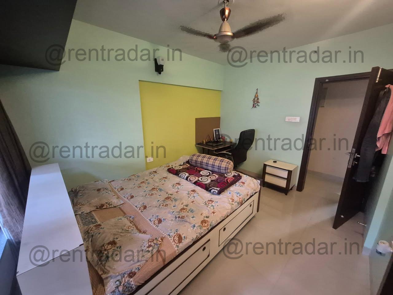 Room in 3bhk at New Kalyani Nagar (bramha F Residency)