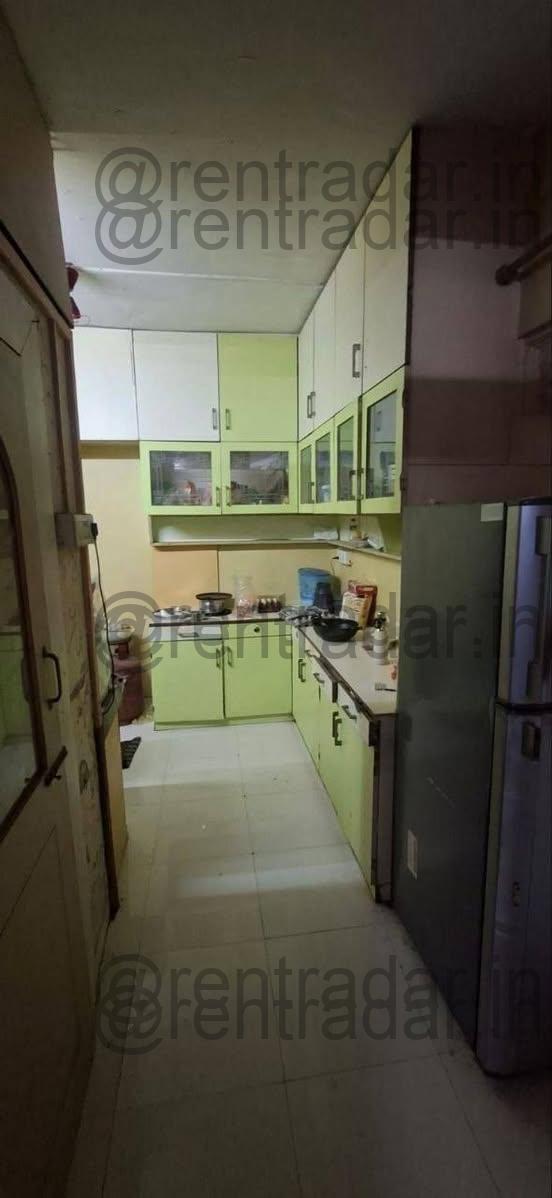 Room in 2bhk at Gujarat Colony, Kothrud