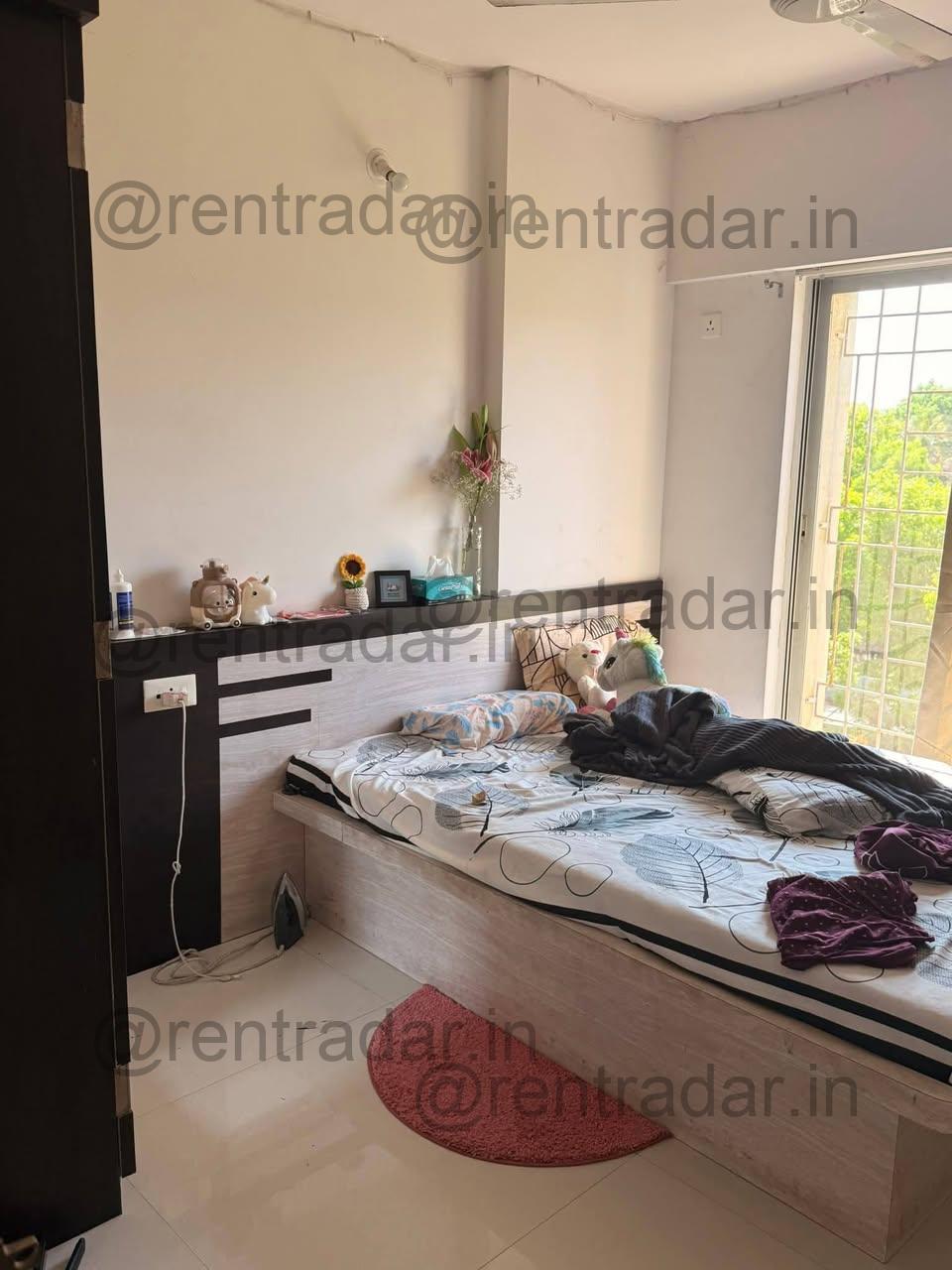 Private Room in 2bhk at Vishrantwadi (ganga Kalash)