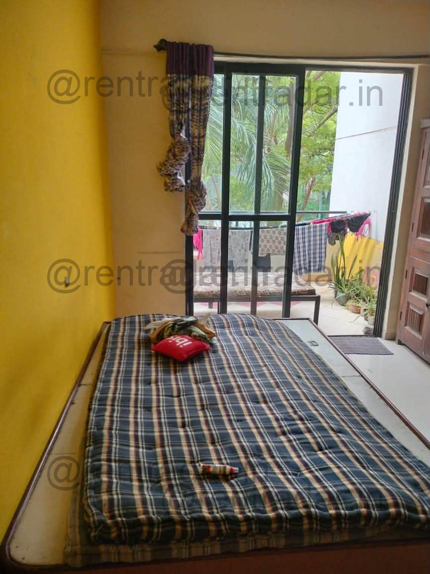 Room Available at Wakad (satyam Shivam Society)