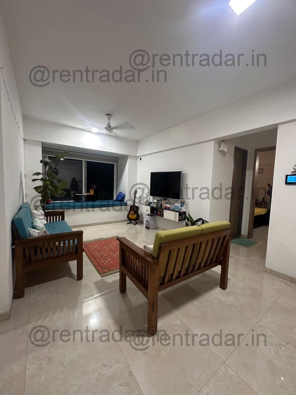 Room Available at Viman Nagar