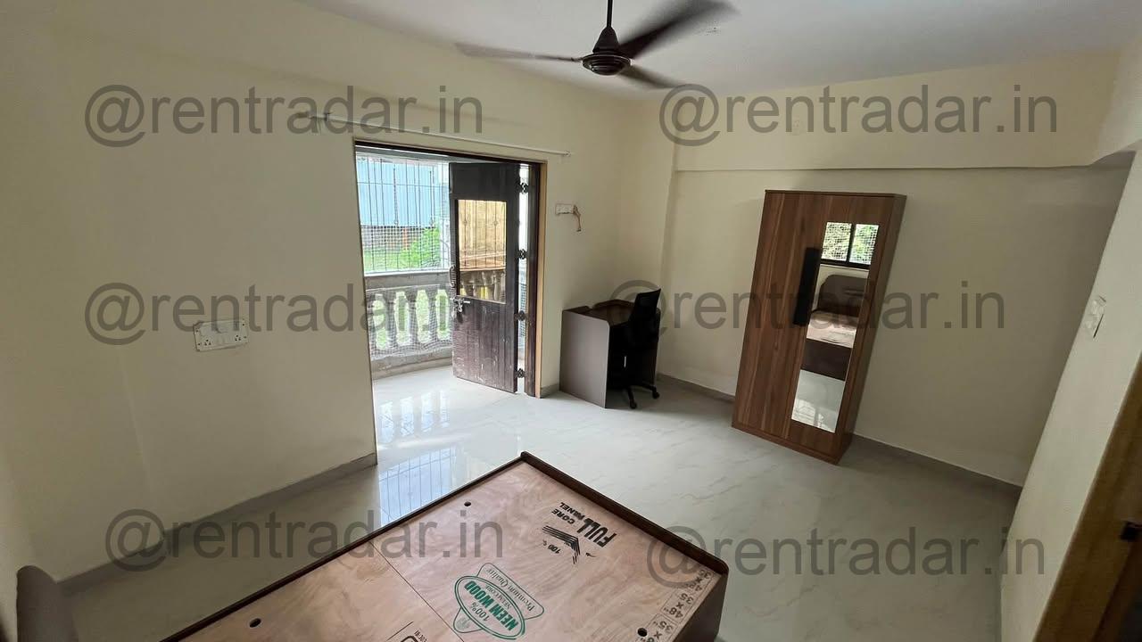 Room in 3 Bhk at Oshiwara