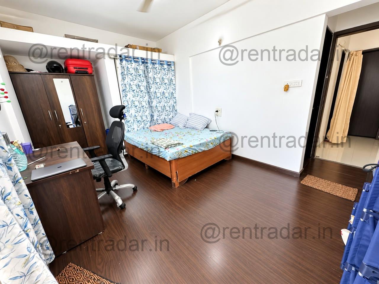 Room in 3bhk at Kharadi